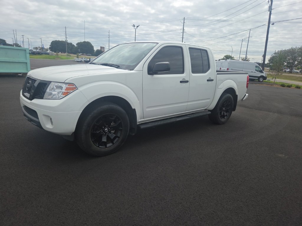 Used 2021 Nissan Frontier SV w/ Midnight Edition Floor Mats AWD/4WD image 5