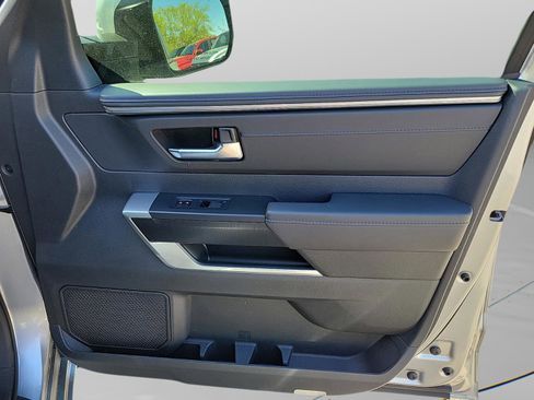 New 2025 Toyota Tundra Platinum image 10