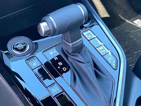 New 2026 Kia Niro EX image 17