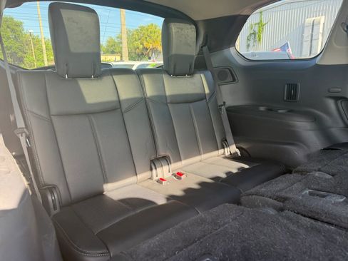Used 2016 Nissan Pathfinder Platinum w/ Cargo Package AWD/4WD image 16