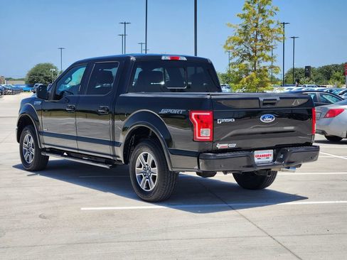 Used 2017 Ford F150 XLT w/ Equipment Group 302A Luxury RWD image 4