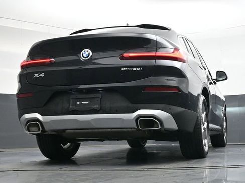 Used 2023 BMW X4 xDrive30i w/ Premium Package image 32