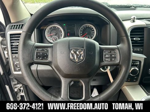Used 2017 RAM 1500 Classic SLT AWD/4WD image 14