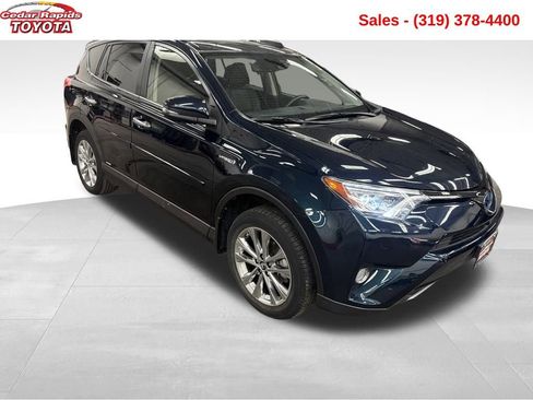 Used 2018 Toyota RAV4 Limited image 8
