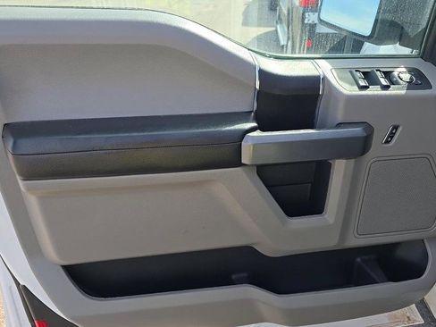 Used 2017 Ford F150 XLT w/ Equipment Group 301A Mid AWD/4WD image 11