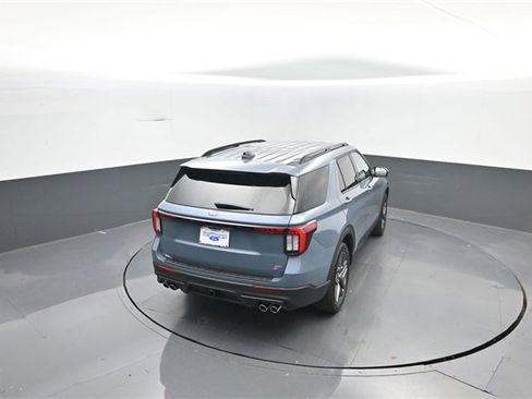 New 2026 Ford Explorer ST image 28