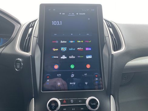 Used 2022 Ford Edge SE w/ Cargo Accessory Package image 33