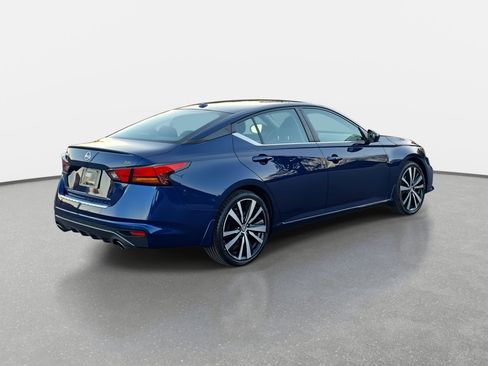 Used 2022 Nissan Altima 2.5 SR image 5