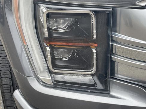 Used 2021 Ford F150 Limited image 5