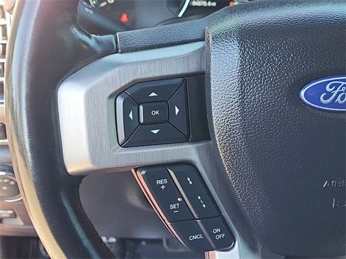 Used 2019 Ford F150 Platinum w/ Equipment Group 701A Luxury image 12