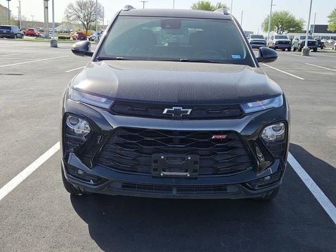 Used 2023 Chevrolet TrailBlazer RS w/ Sun and Liftgate Package image 2