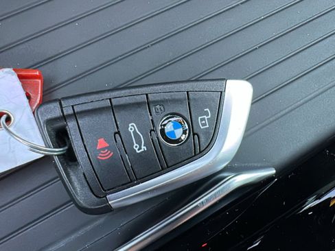 Used 2025 BMW X4 xDrive30i w/ Premium Package image 29