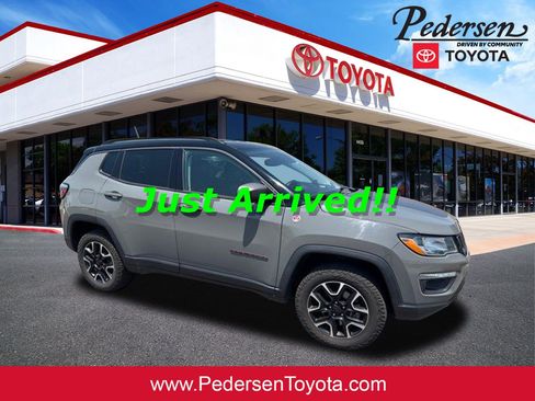 Used 2021 Jeep Compass Trailhawk AWD/4WD image 1