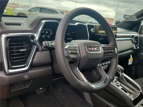 New 2026 GMC Canyon Elevation image 19