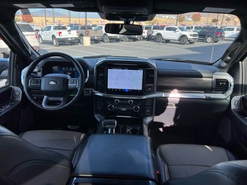 Certified 2025 Ford F150 Lariat w/ FX4 Off-Road Package image 25