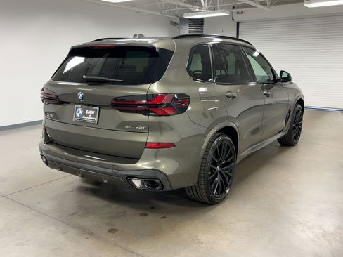 New 2026 BMW X5 sDrive40i w/ M Sport Package image 8