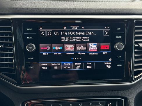 Used 2023 Volkswagen Atlas SE w/ Panoramic Sunroof Package FWD image 18