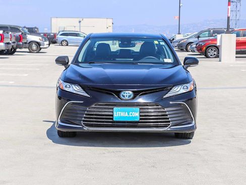 Used 2021 Toyota Camry XLE FWD image 2