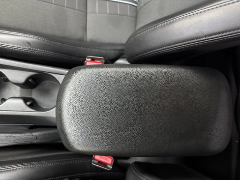 Used 2022 Hyundai Veloster N FWD image 30