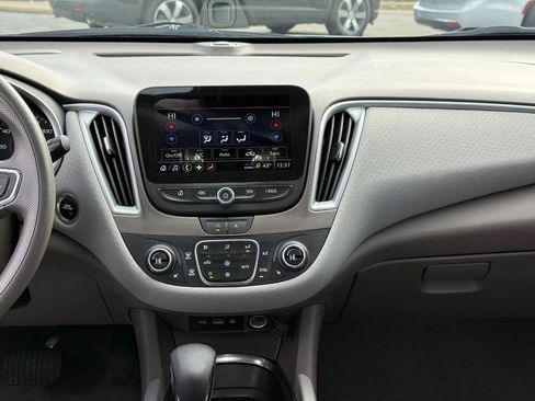 Used 2024 Chevrolet Malibu LT image 13