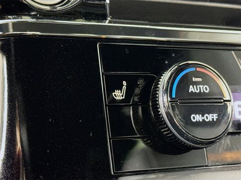 Used 2023 Nissan Pathfinder Rock Creek image 17