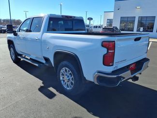 Used 2024 Chevrolet Silverado 2500 LTZ w/ LTZ Premium Package AWD/4WD video 3
