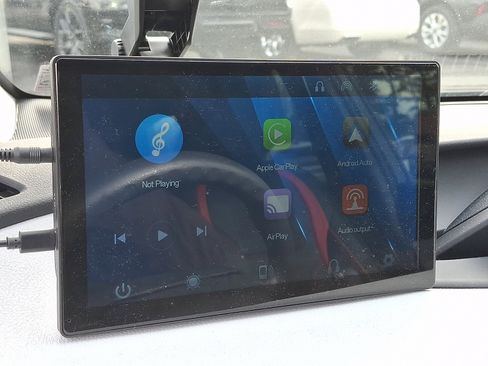 Used 2019 Toyota Prius LE image 23