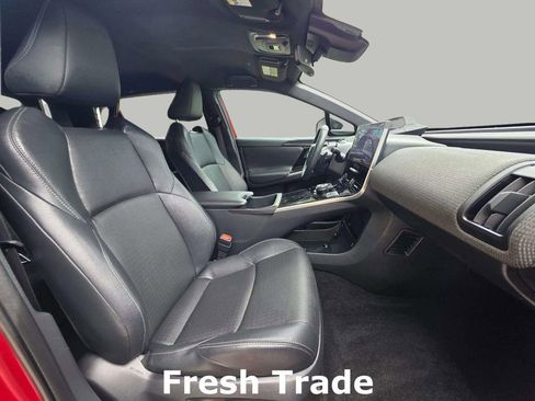 Used 2024 Subaru Solterra Limited image 11