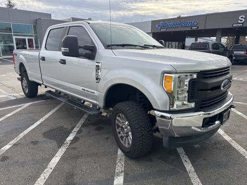 Used 2017 Ford F350 XL w/ Power Equipment Group image 8