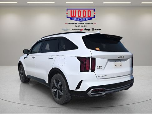 Used 2023 Kia Sorento S w/ Panoramic Sunroof Package FWD image 9