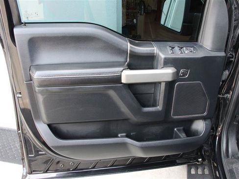 Used 2019 Ford F150 Raptor w/ Equipment Group 802A Luxury AWD/4WD image 13