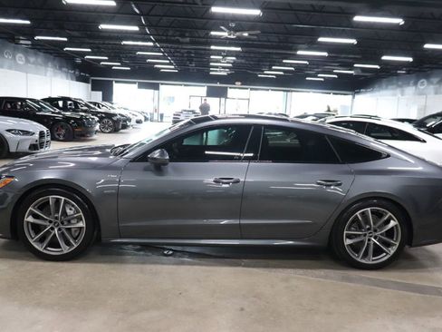 Used 2021 Audi A7 3.0T Premium Plus w/ Premium Plus AWD/4WD image 2