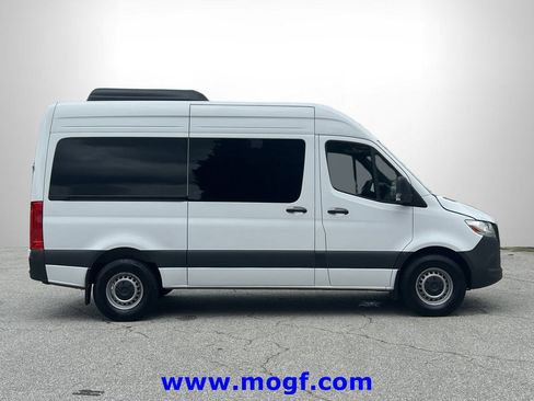 Used 2024 Mercedes-Benz Sprinter 2500 image 24