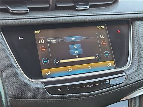 Used 2018 Cadillac XT5 Premium Luxury FWD image 20