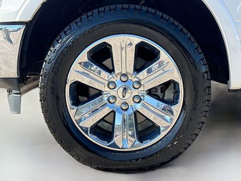 Used 2019 Ford F150 Lariat w/ Equipment Group 502A Luxury image 40