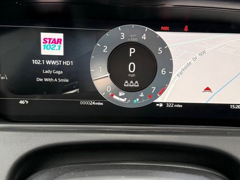 Used 2025 Land Rover Range Rover Velar Dynamic SE image 27