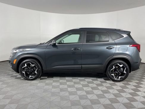 Used 2024 Kia Seltos EX AWD/4WD image 6