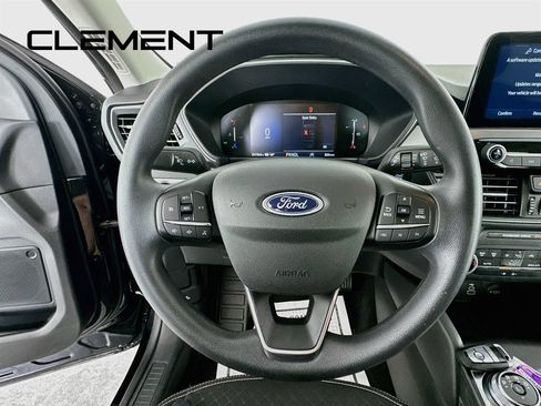 Used 2025 Ford Escape Active AWD/4WD image 15