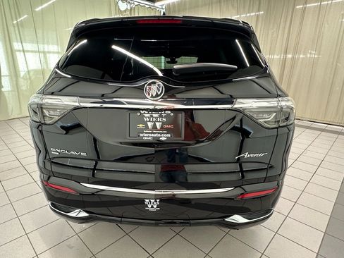 Certified 2023 Buick Enclave Avenir w/ Avenir Technology Package image 6
