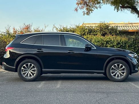 New 2026 Mercedes-Benz GLC 300 4MATIC image 2