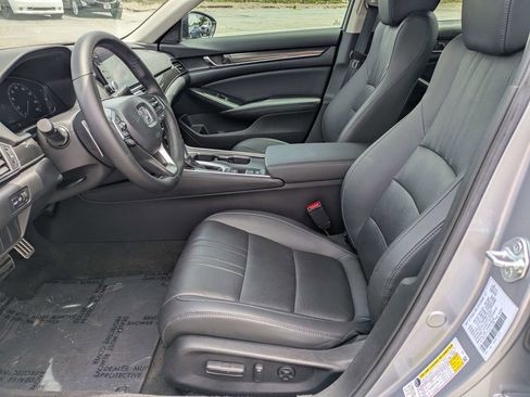 Used 2020 Honda Accord Sport image 19