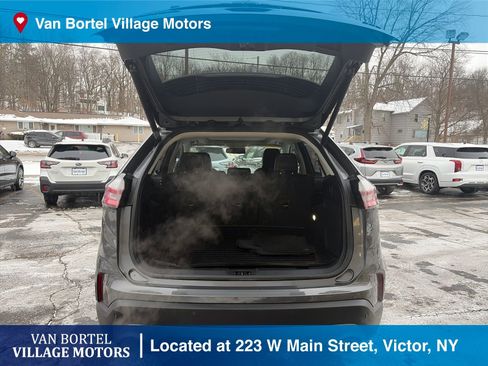 Used 2022 Ford Edge Titanium image 27