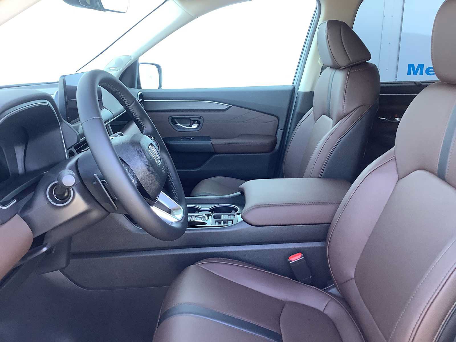 New 2026 Honda Pilot Touring image 2