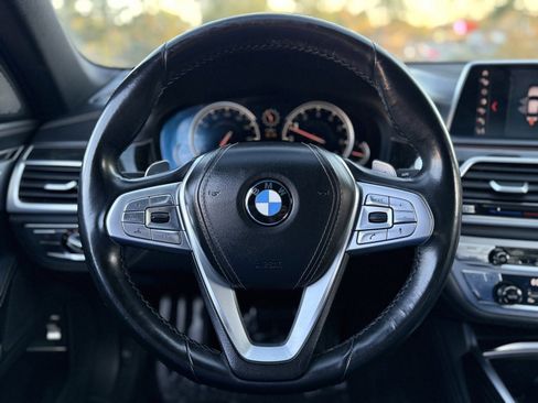 Used 2019 BMW 750i xDrive w/ Executive Package image 24