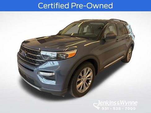 Certified 2021 Ford Explorer XLT w/ Equipment Group 202A RWD image 1