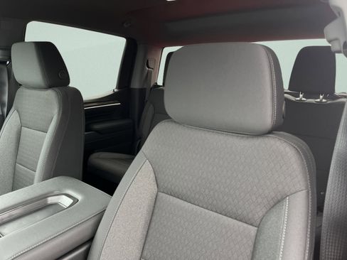 New 2026 Chevrolet Silverado 1500 LT image 10