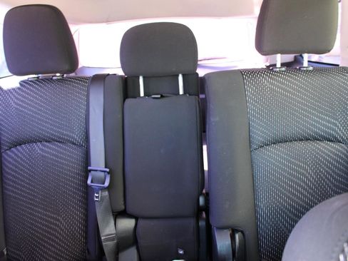 Used 2015 Dodge Journey American Value Package w/ Flexible Seating Group image 27