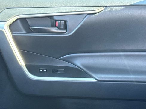 Used 2024 Toyota RAV4 LE image 22