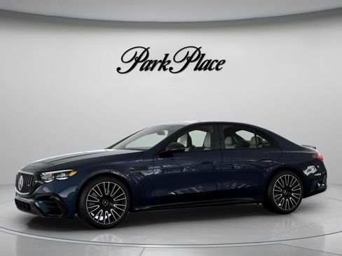 New 2026 Mercedes-Benz E 53 AMG e 4MATIC Sedan image 3