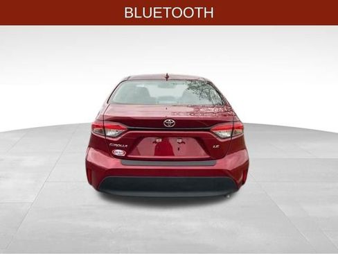 Used 2024 Toyota Corolla LE image 6